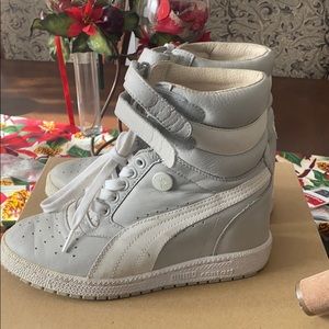 Puma higt top shoes